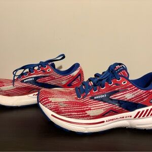 Brooks Adrenaline GTS 23 USA Collection Running Shoes  Women's 8